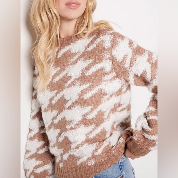 NWT🤎Line and Dot Houndstooth Plush Sweater S - Picture 3 of 10